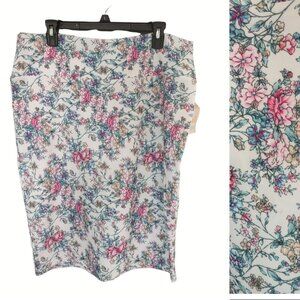 LuLaRoe Cassie Floral Stretch Skirt Size 3X NWT